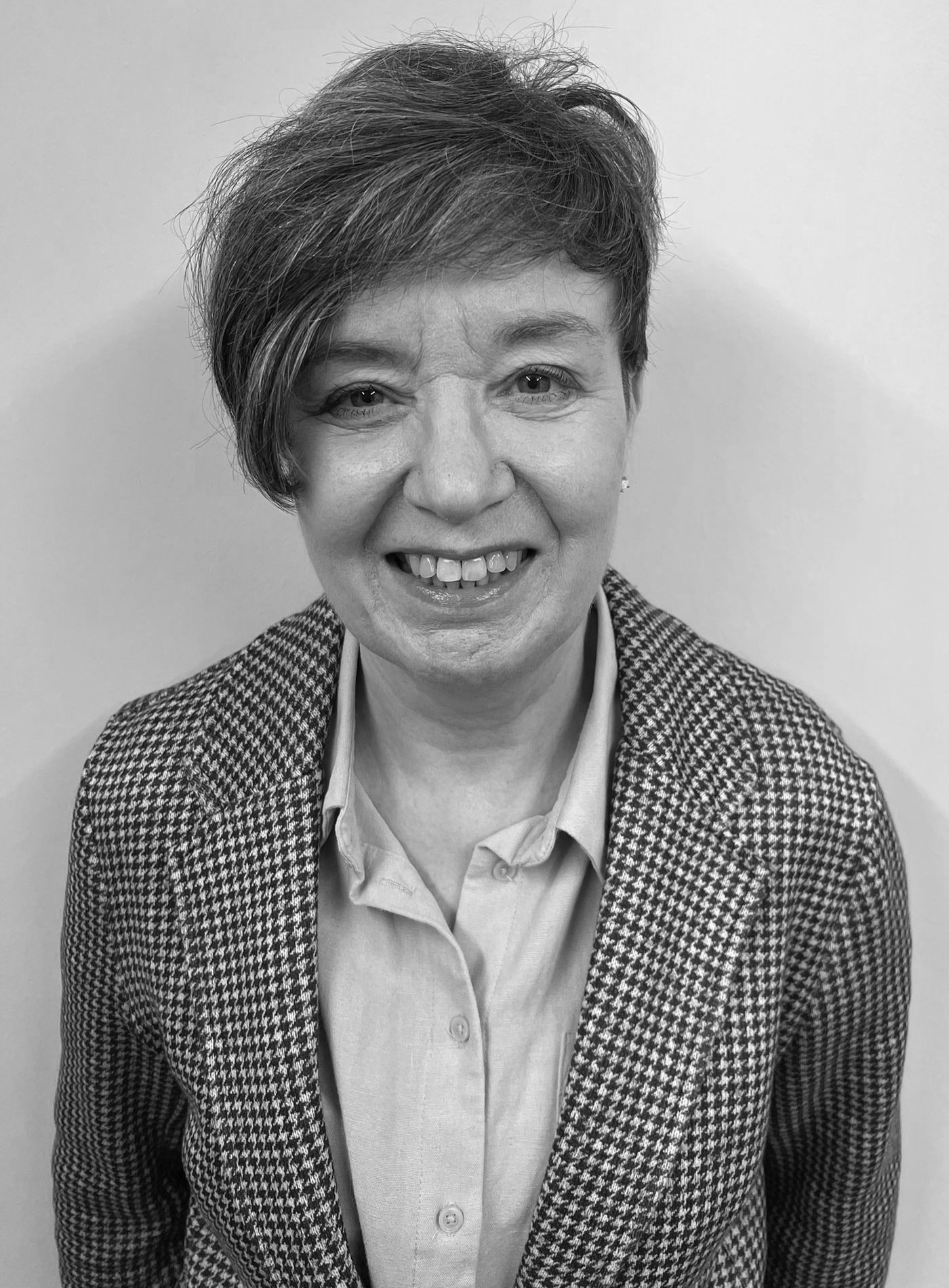 Melissa Jones - Melissa is a Chartered Legal Executive specialising in residential property